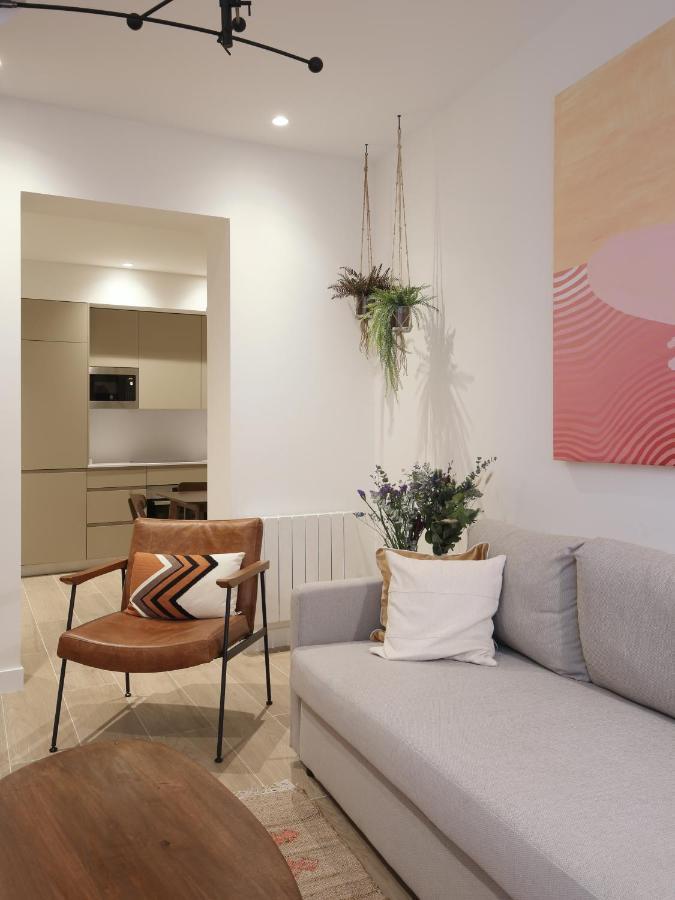 Apartamento Luxury Flat Next To Gran Via Madrid Exterior foto